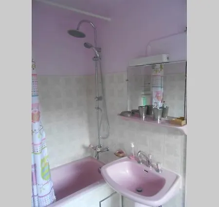 公寓 Stazzona Apartment